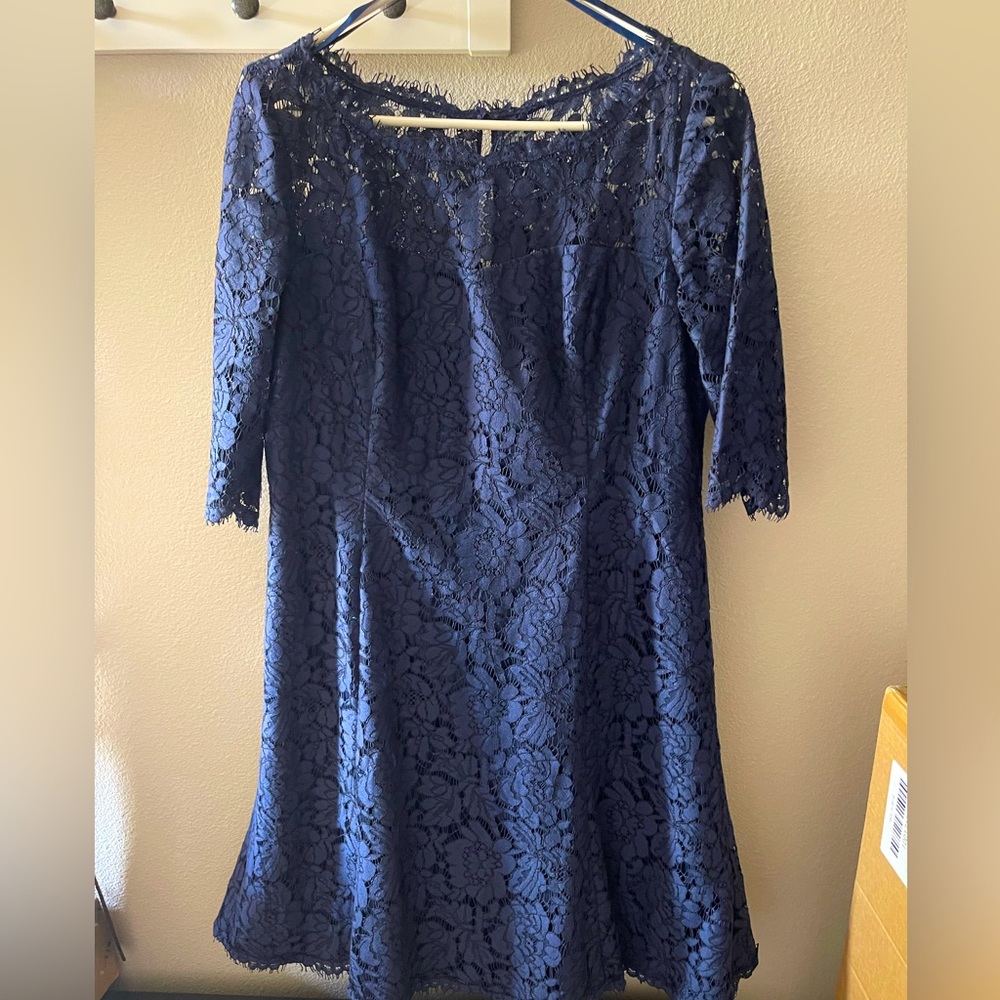 Eliza J size 14 beautiful dress. Worn once. Like new. Lined.